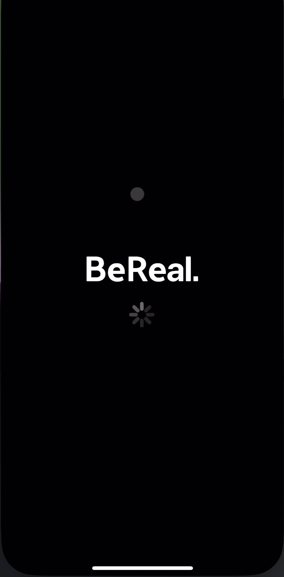 Bereal Splash screen screen in the Onboarding flow
