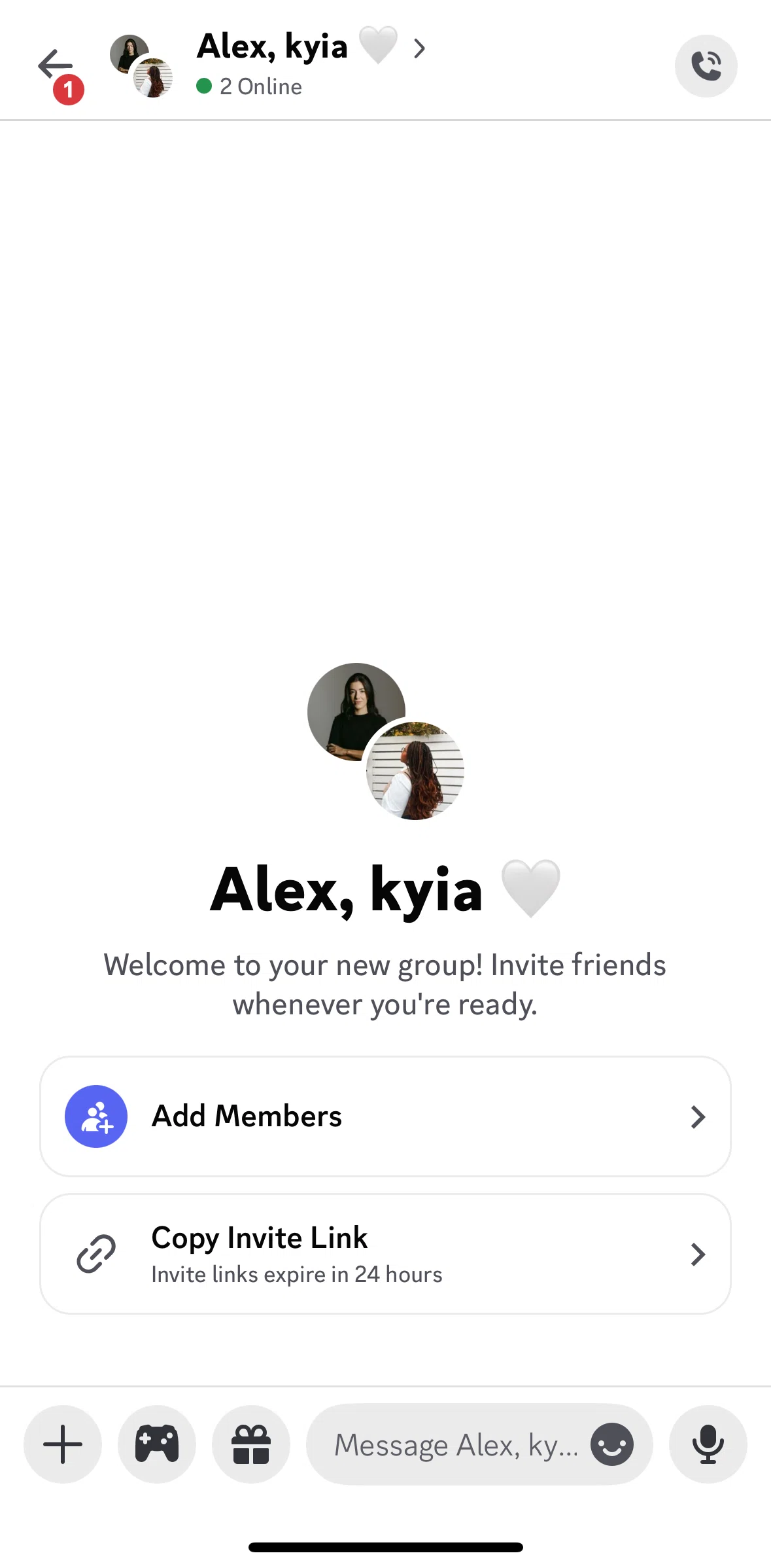 Discord Screen 1 screen in the Copying an invite link flow