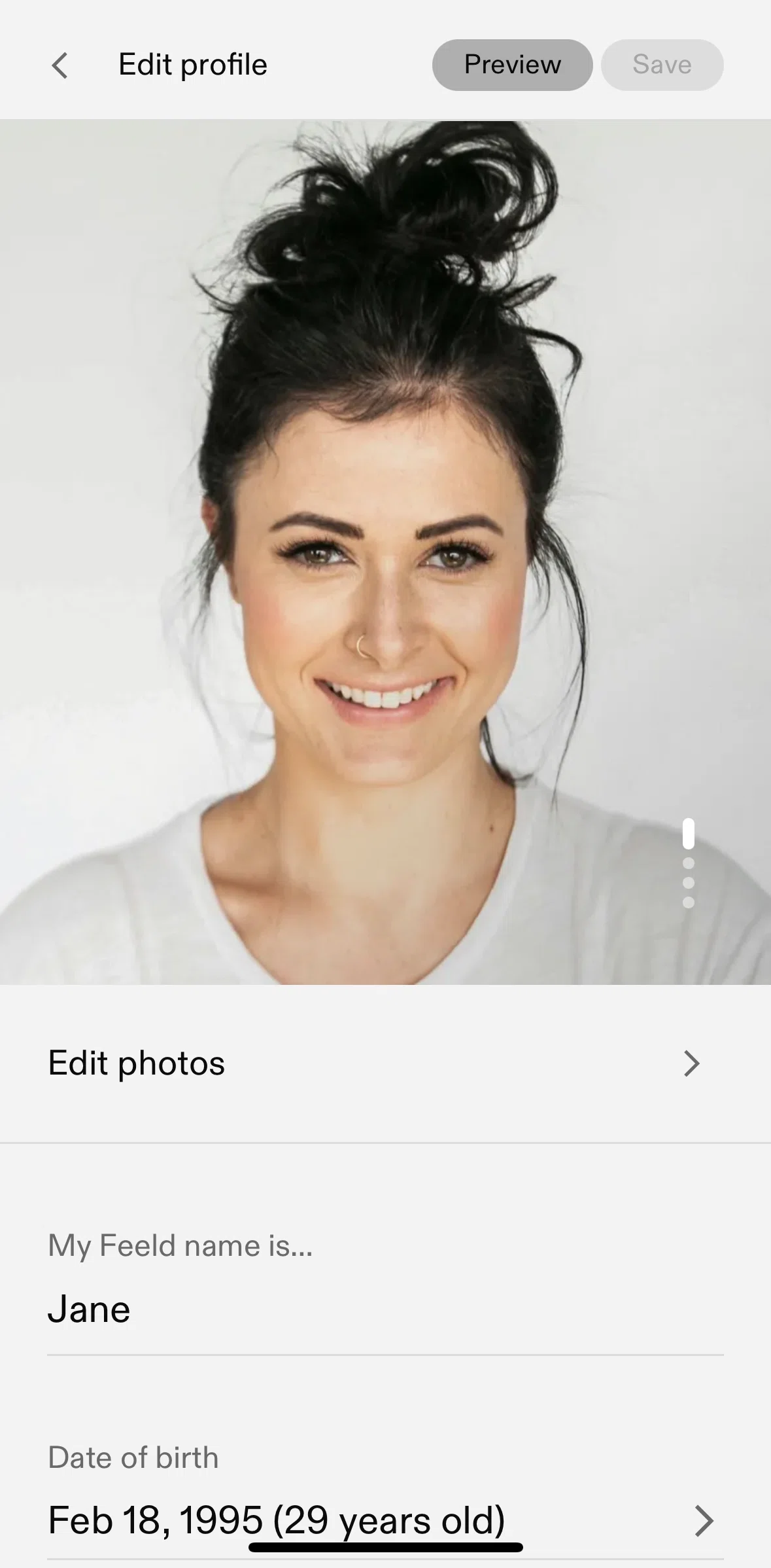 Feeld Screen screen in the Uploading private photos flow