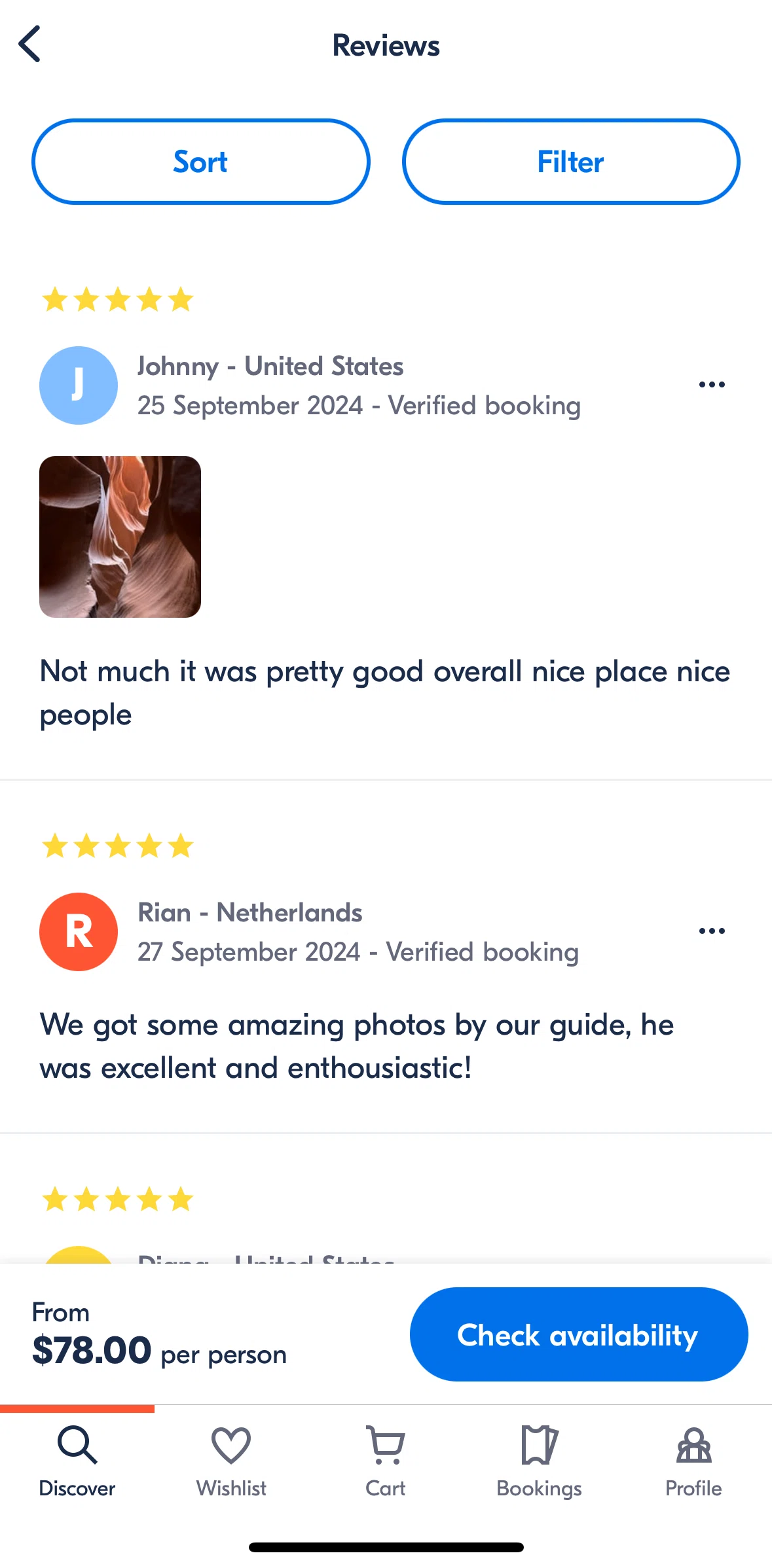 GetYourGuide Screen screen in the Sorting reviews by time flow