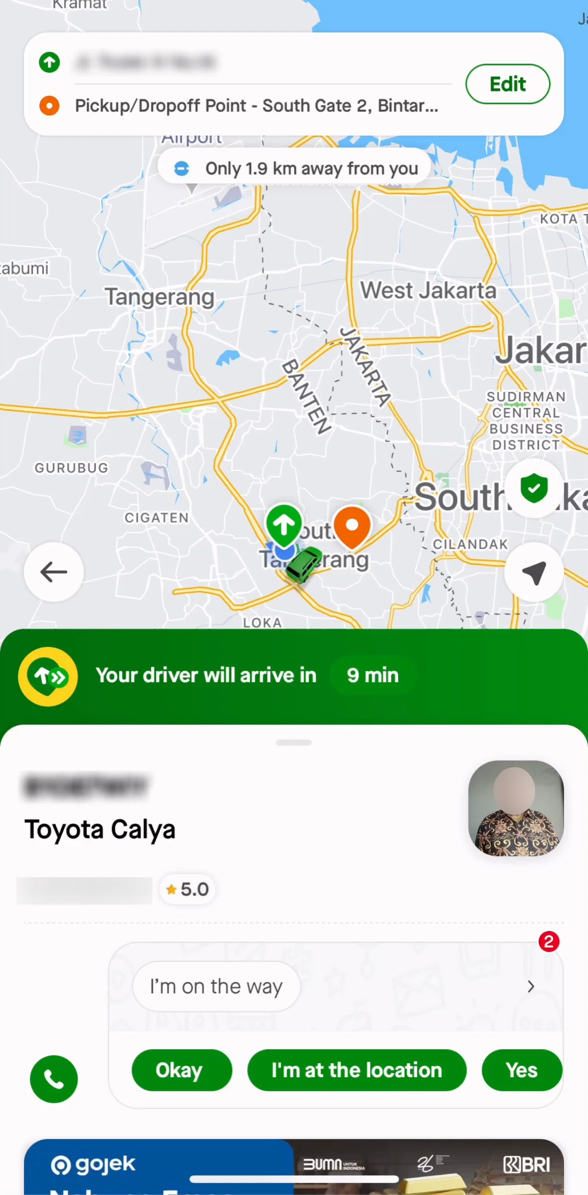 Gojek Screen screen in the Chatting with a driver flow