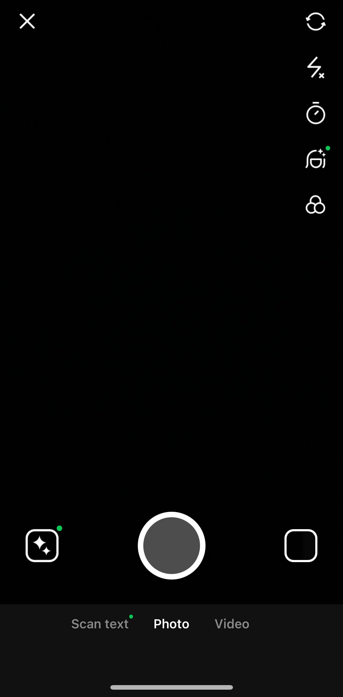 LINE Screen screen in the Send a photo flow