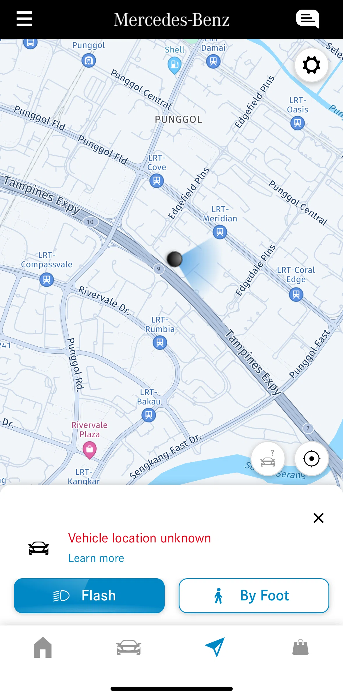 Mercedes-Benz Screen screen in the Switching to satellite view flow