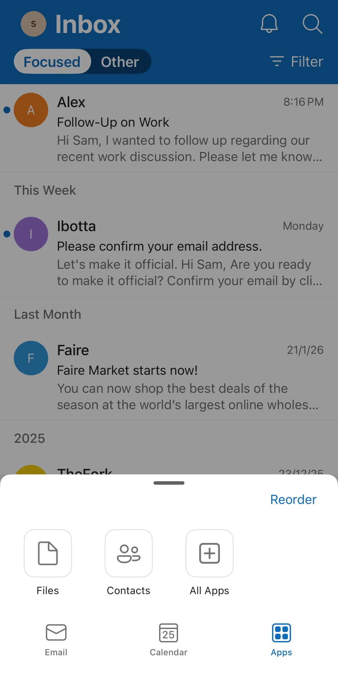 Microsoft Outlook Screen screen in the Contacts flow