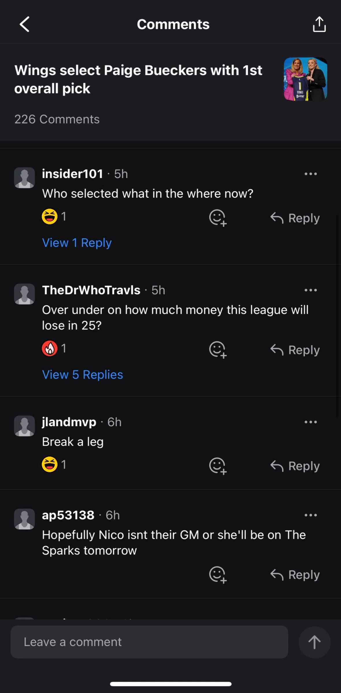 theScore Screen screen in the Replying to a comment flow