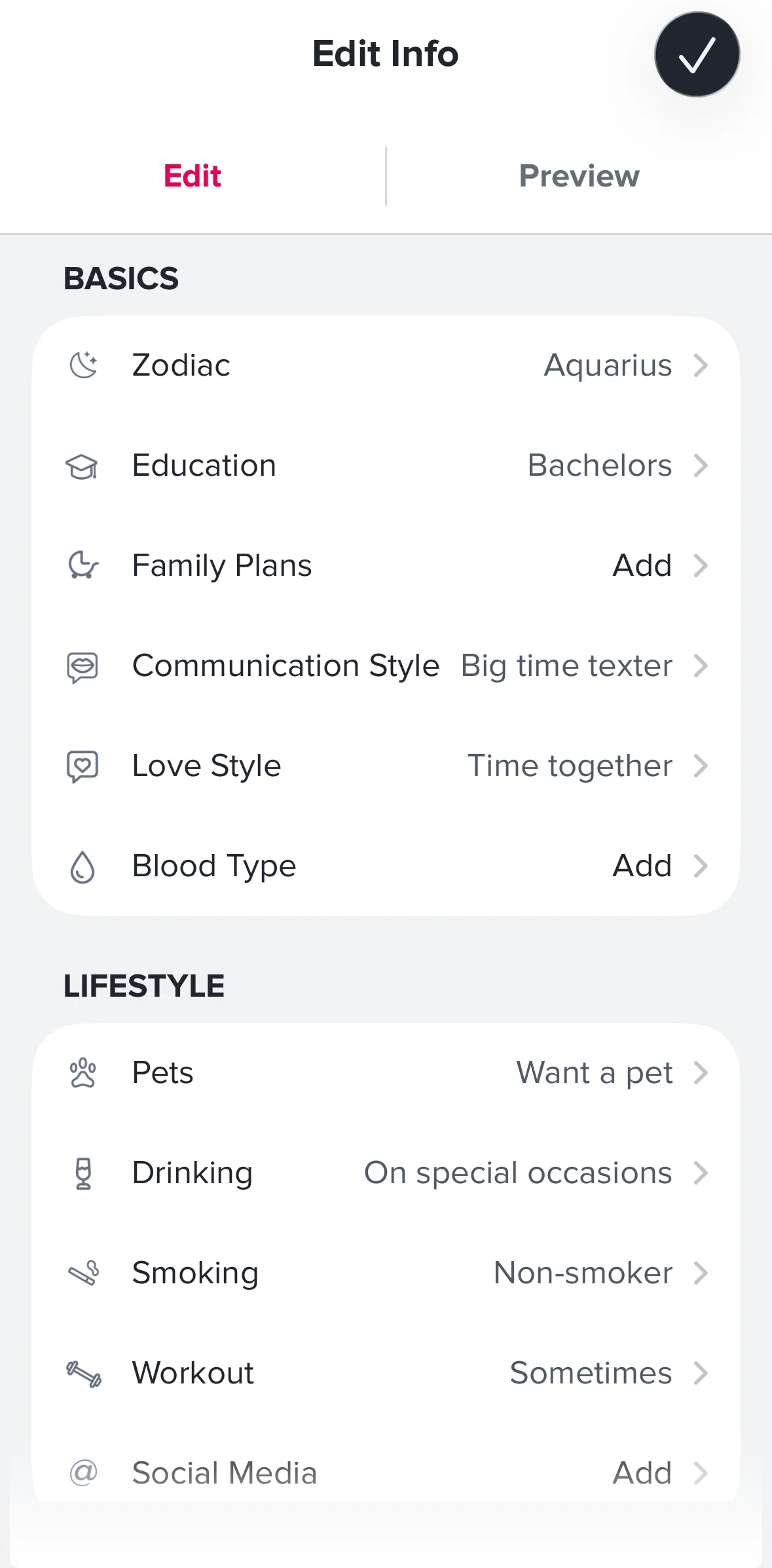 Tinder Screen screen in the Adding family plans flow