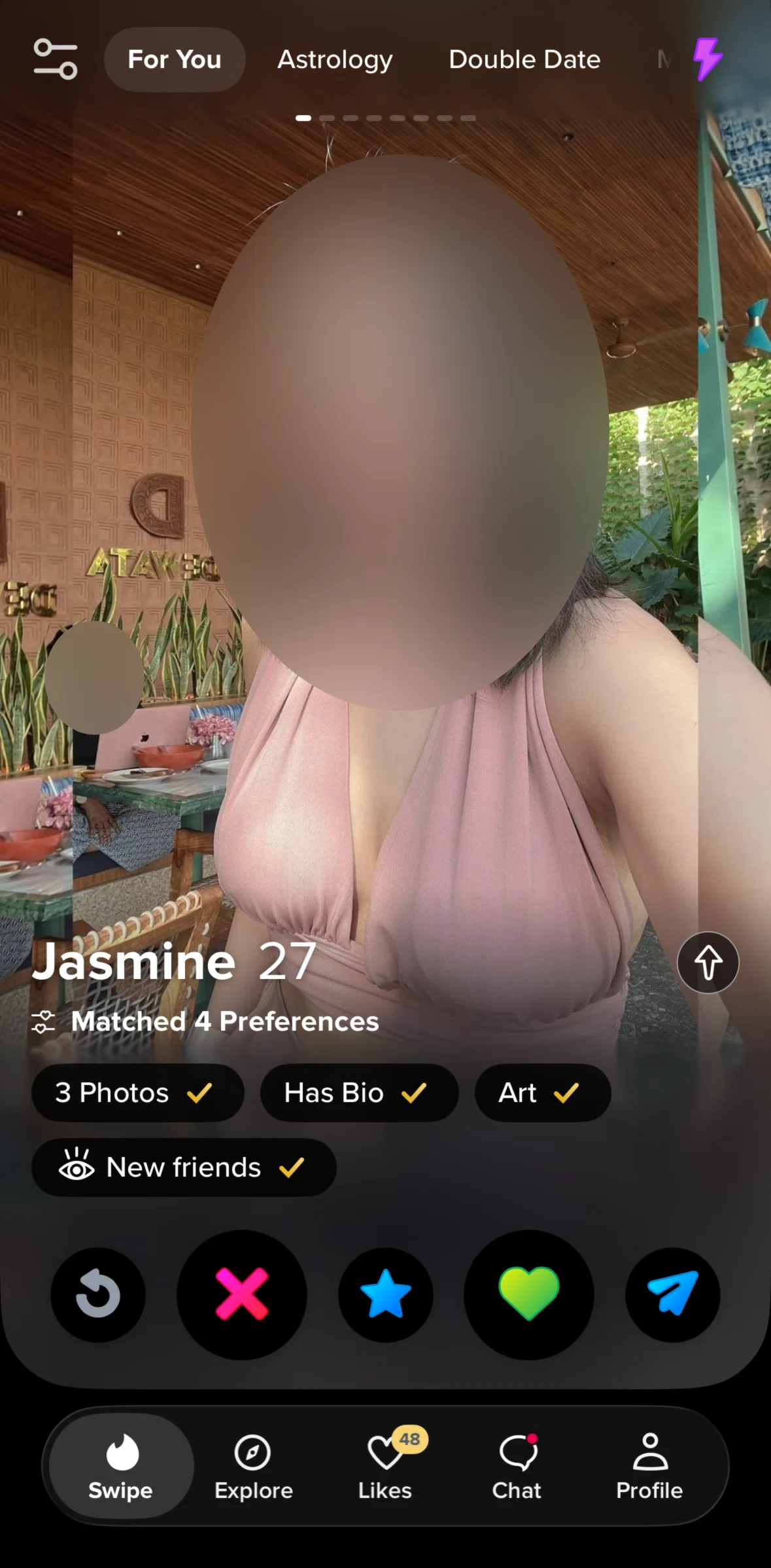 Tinder Screen screen in the Send a first impression flow