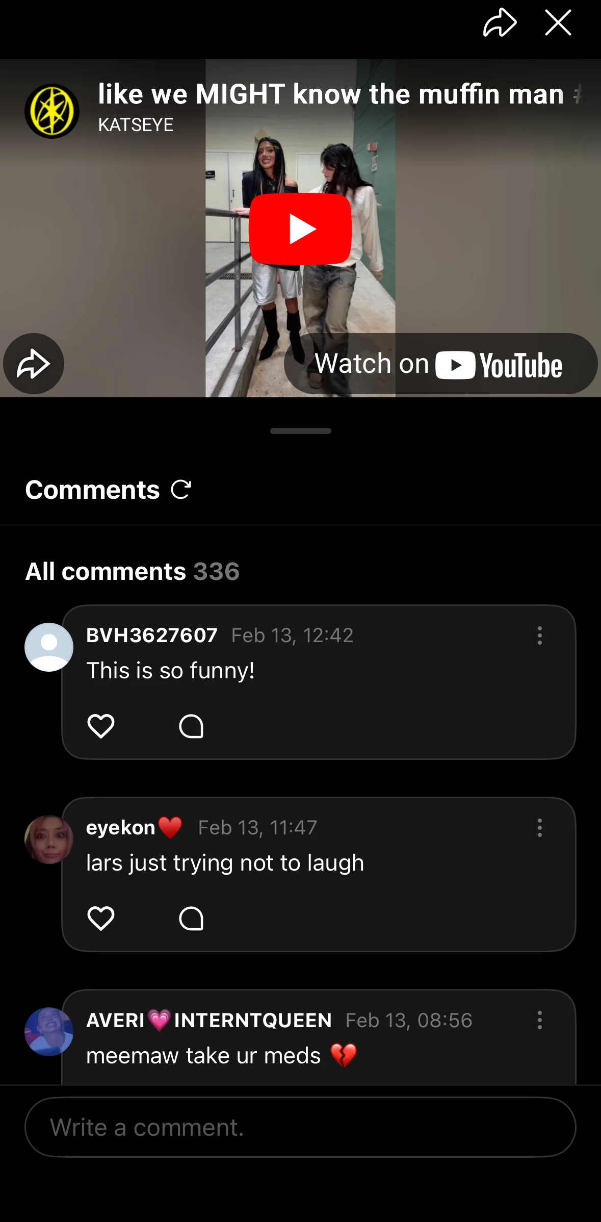 Weverse Screen screen in the Deleting a comment flow