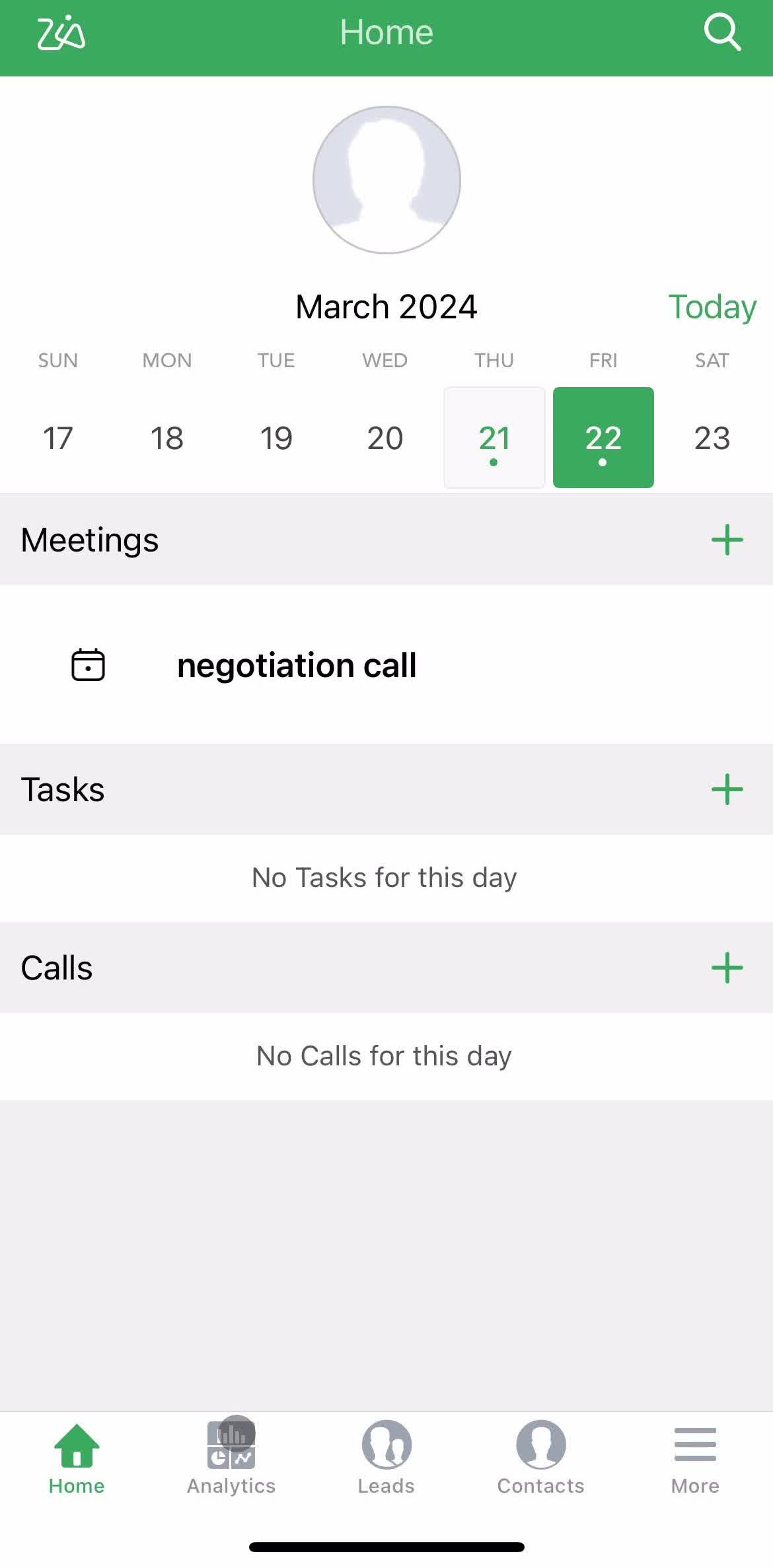 Zoho Crm Home screen in the Analytics Stats flow